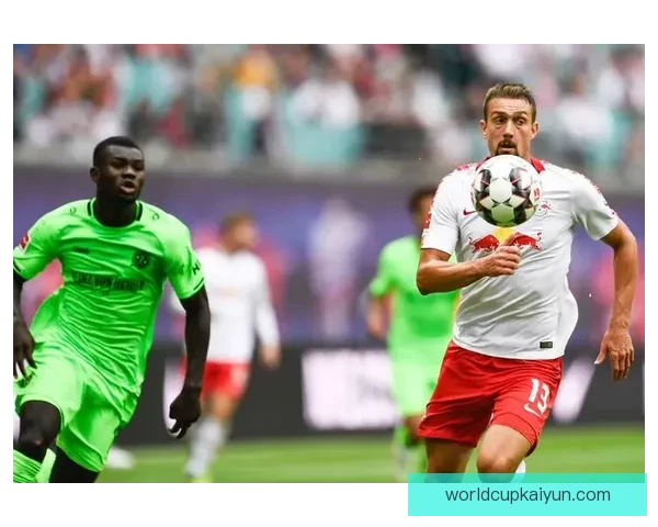 马赛防守体系表现稳健，球队在新赛季中展现出强大的防线稳定性